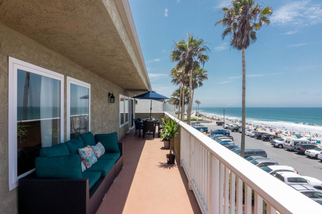 Beachwalk Aparthotel 4*